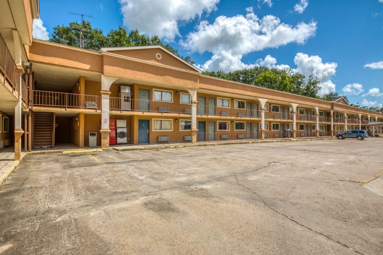 Budget Inn And Suites Crowley Exterior photo